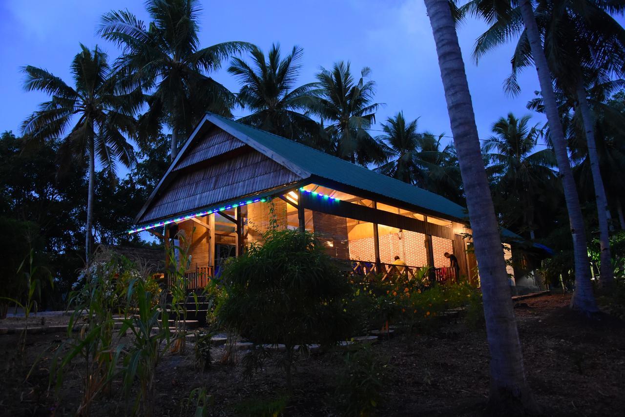 Sunari Beach Resort 2 Padang  Exterior photo